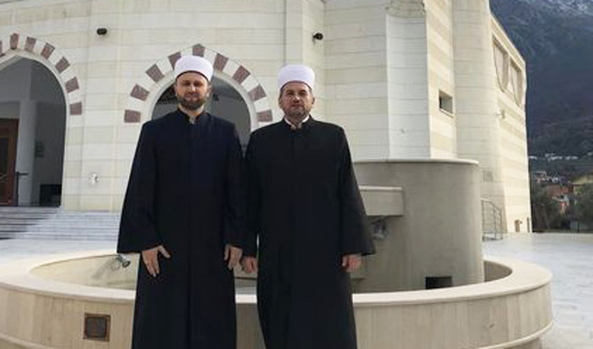 islamski v 2