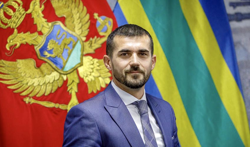 Bane nenezić ok