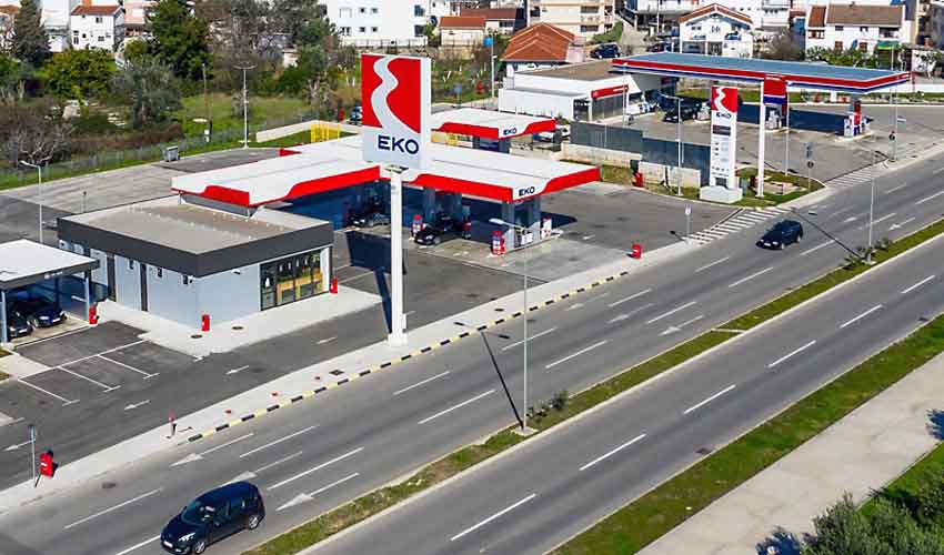 dve benzinske