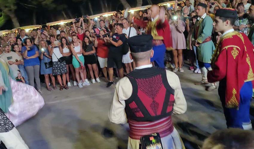 noć sus 7