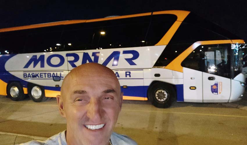 mornar buss