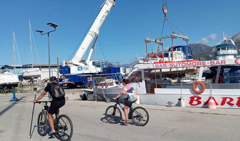 Vijađ kroz marinu