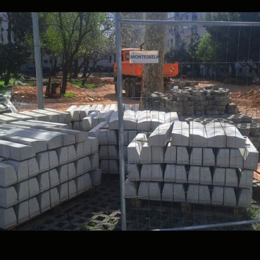 U centru grada gradi se parking!